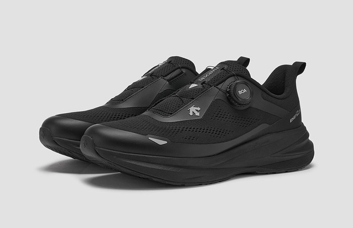 迪桑特发布2026年全新RUNNING系列LAVITATE 3.0 WIRE BOA跑鞋图片4