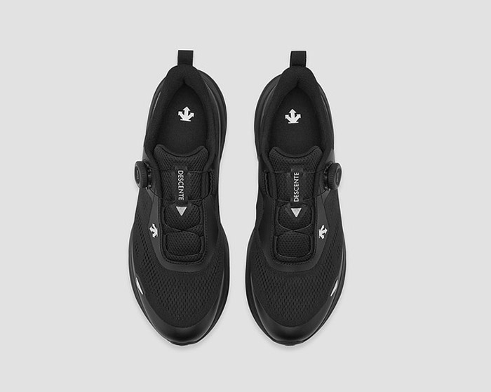 迪桑特发布2026年全新RUNNING系列LAVITATE 3.0 WIRE BOA跑鞋图片5