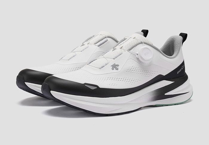 迪桑特发布2026年全新RUNNING系列LAVITATE 3.0 WIRE BOA跑鞋图片8