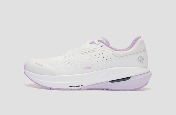 2026迪桑特新款RUNNING系列缓震流体跑鞋上市图片6