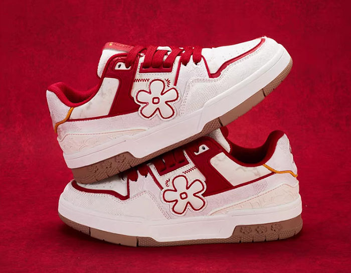 马年新春献礼：We flower发布「马上花生」马年限定板鞋图片5