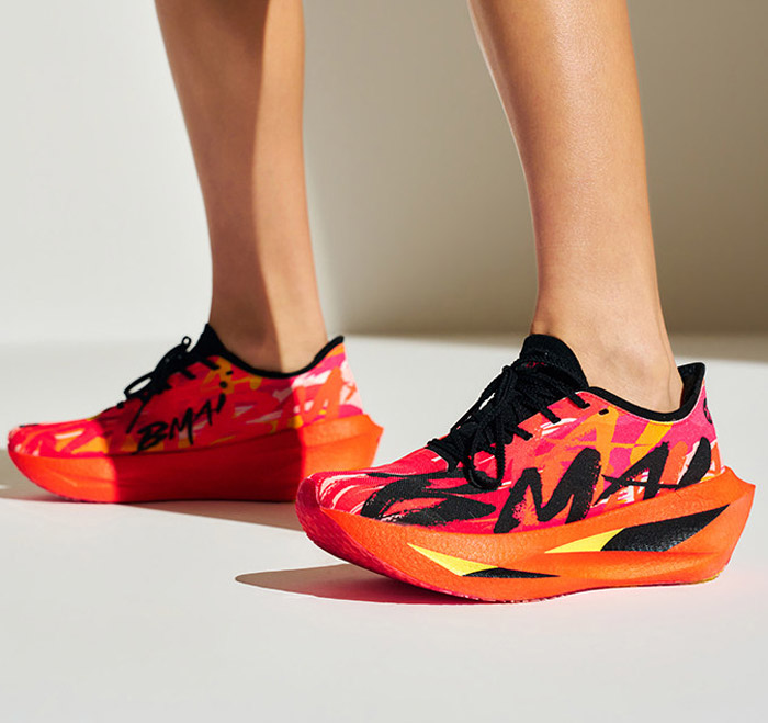 必迈惊碳Fly2马年「驰橙」配色碳板跑鞋发售预告图片10