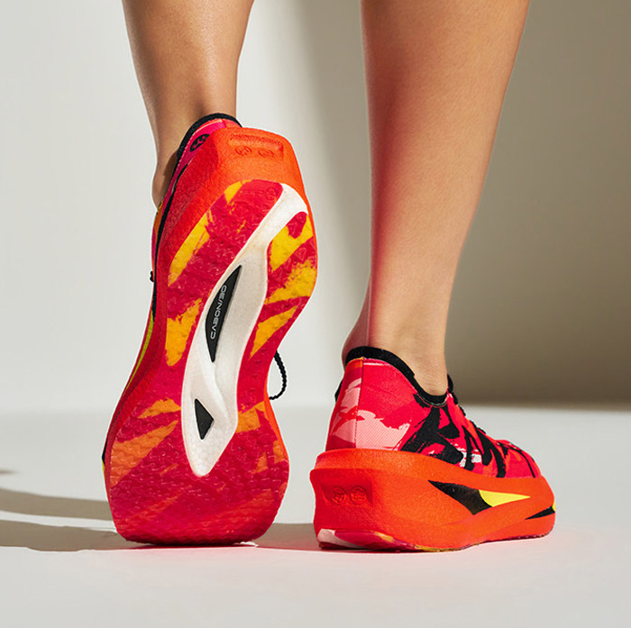 必迈惊碳Fly2马年「驰橙」配色碳板跑鞋发售预告图片11