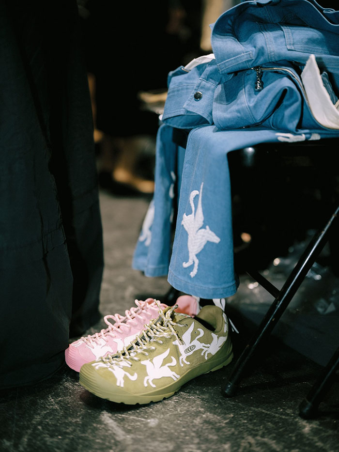 8ON8 × KEEN 2026联名鞋款即将登场，解锁马年新春穿搭新范式图片5