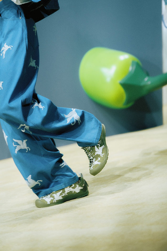 8ON8 × KEEN 2026联名鞋款即将登场，解锁马年新春穿搭新范式图片3