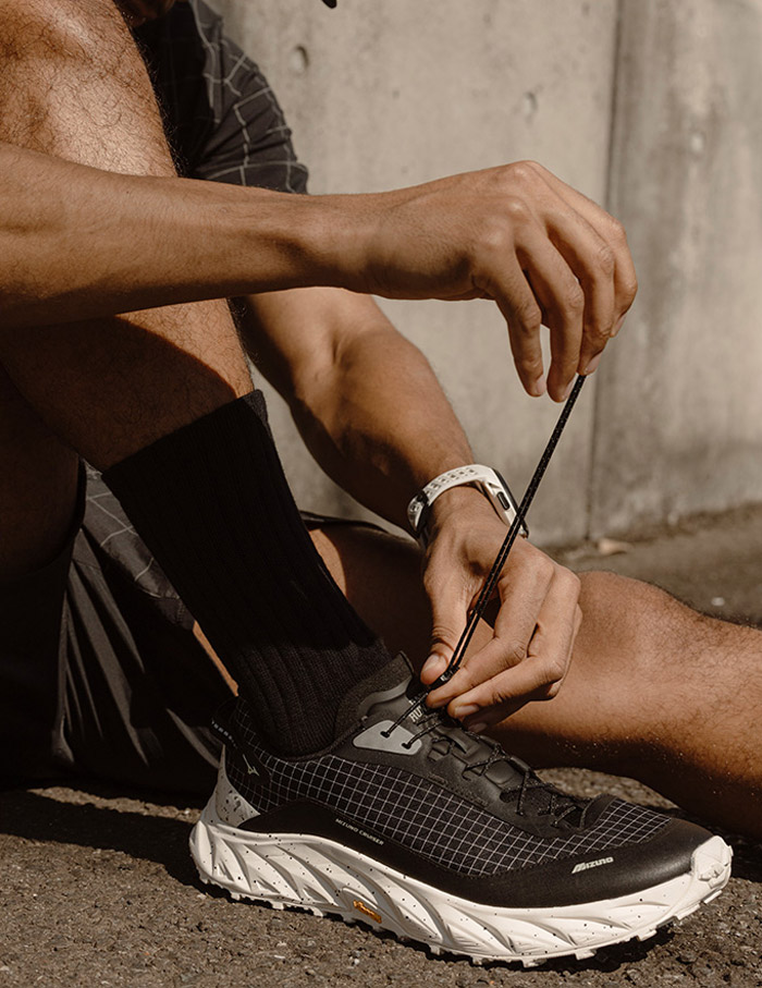 Mizuno x DarkRunners联名越野跑鞋重磅发售图片3