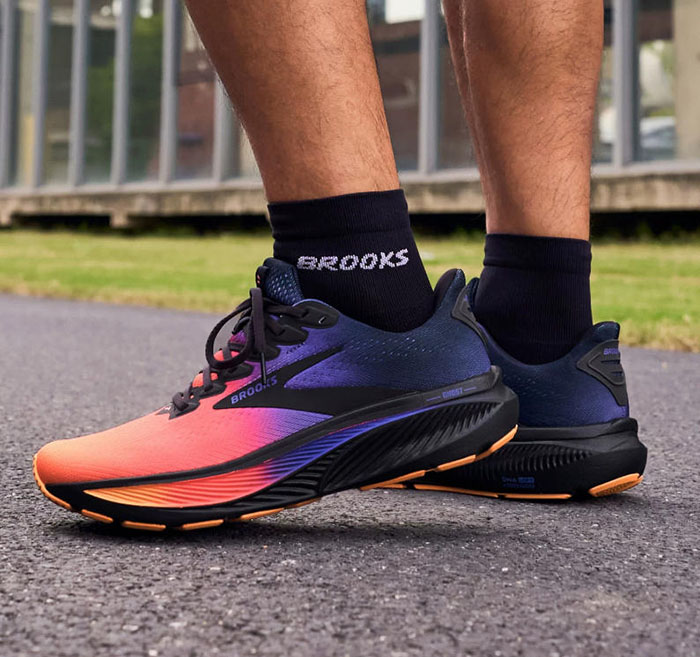 BROOKS布鲁克斯Ghost 幽灵17夜跑反光版跑鞋重磅上市图片2