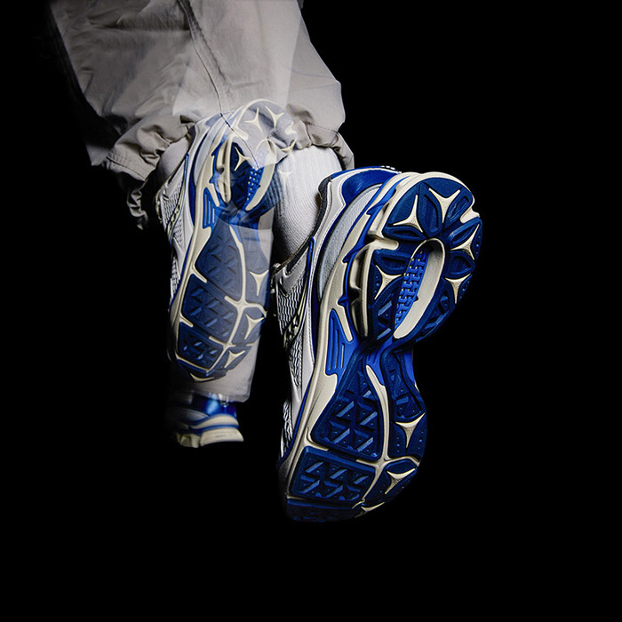 索康尼全新白兰配色GRID FUSION LC运动休闲鞋焕新登场图片1