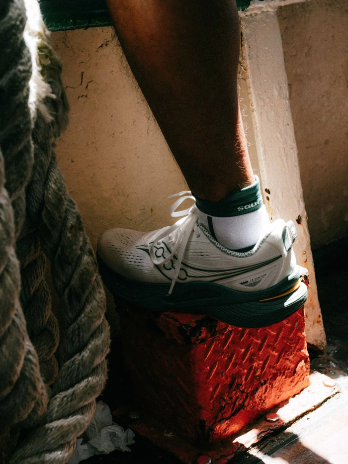 索康尼2025香港特别款坦途3跑鞋惊艳上市图片5