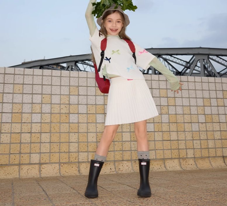 HUNTER 小童靴：雨天带娃神器！防水耐造还百搭，清洗零压力(图2)