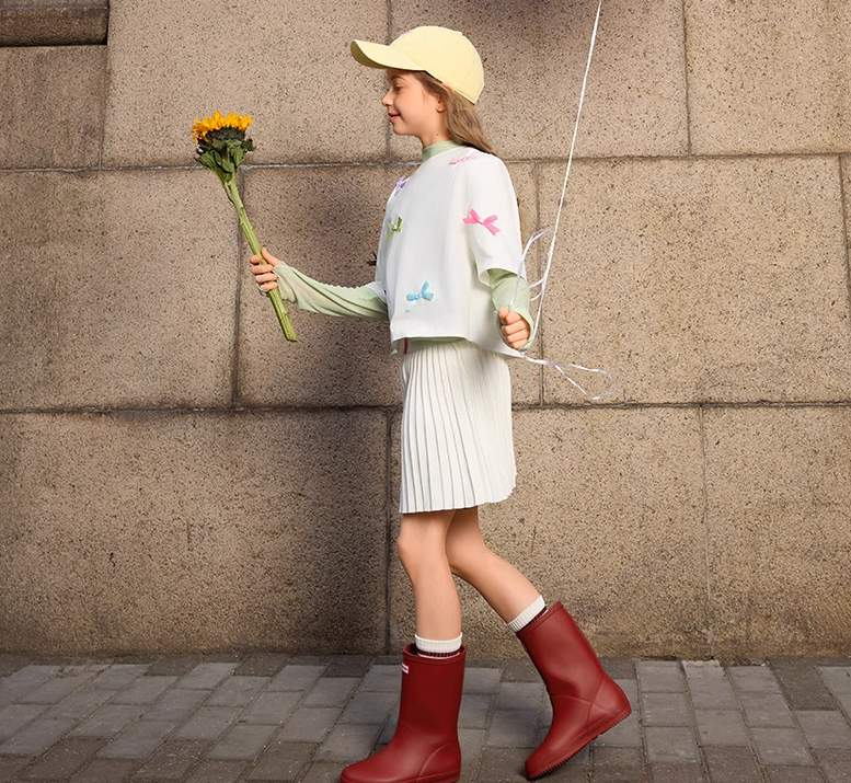 HUNTER 小童靴：雨天带娃神器！防水耐造还百搭，清洗零压力(图3)