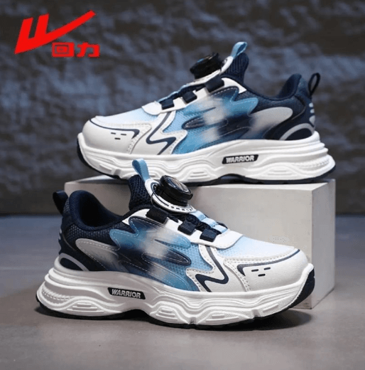 潮娃必备！回力老爹鞋童鞋：复古潮感 + 软弹舒适，百元内承包全场景穿搭(图1)